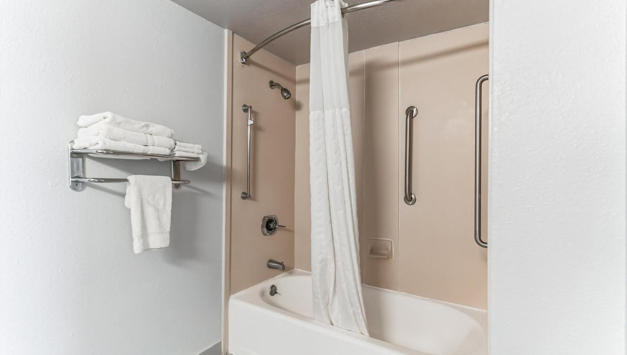 Hotel 1 Extended - 2*